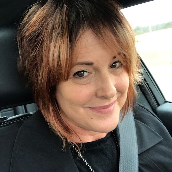 Meet Your Posher - Picture 4 of 8